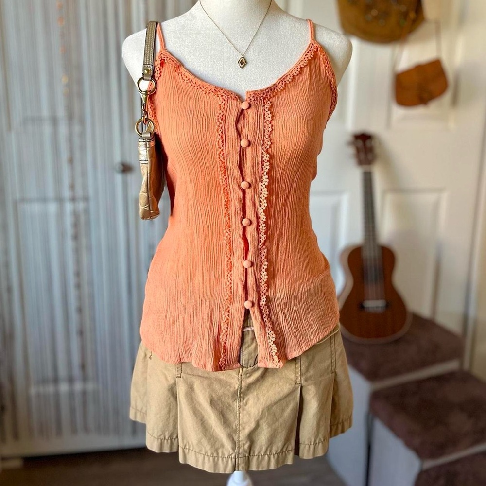 mine coral lace trim cami with buttons - Picture 2 of 3